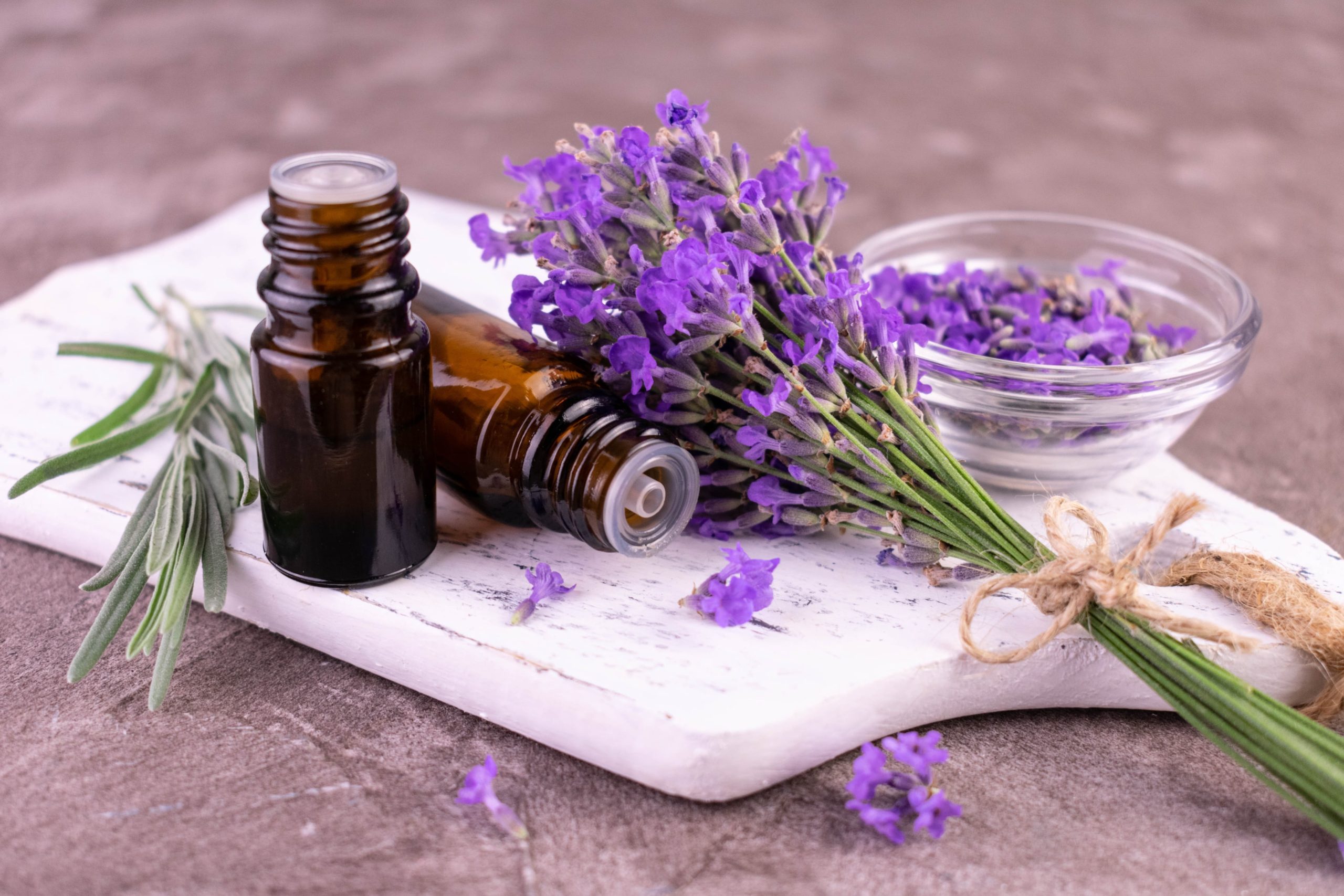 Experience Aromatherapy With Essential Oils That Bring Harmony To Your Life